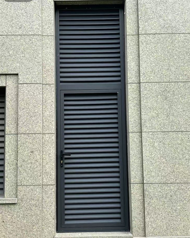 Aluminum Jalousie Doors manufacturers
